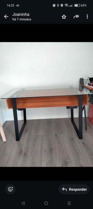 Secretária escritório