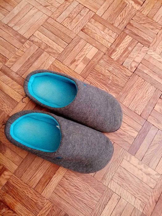 RockDove Pantufas de dois tons e espuma viscoelástica para homem