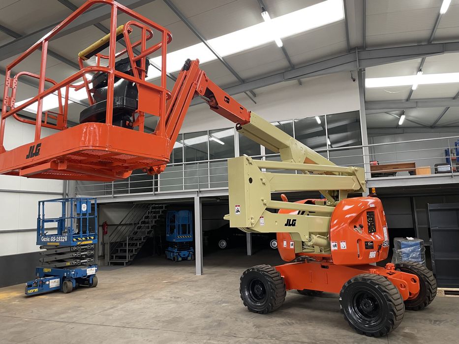 Plataforma elevatória articulada diesel 16 metros