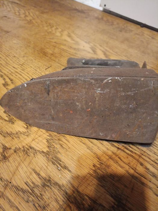 Żelazko stare, na dyszę, węglowe, antyk, vintage,loft, starocie