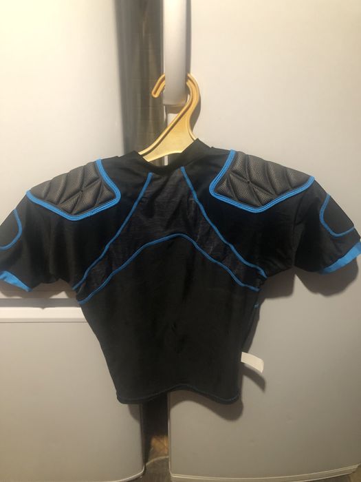 Футболка з защитой для регбі