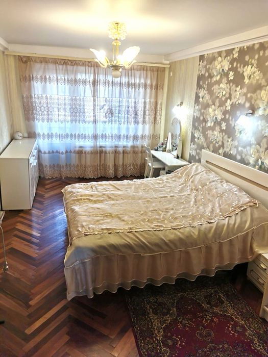 Продаж 3-к кв вул Шкільна