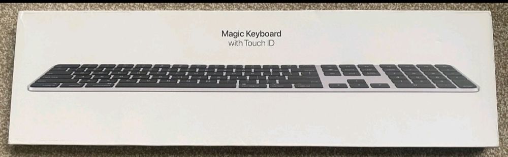 Magic Keyboard Touch ID numérico