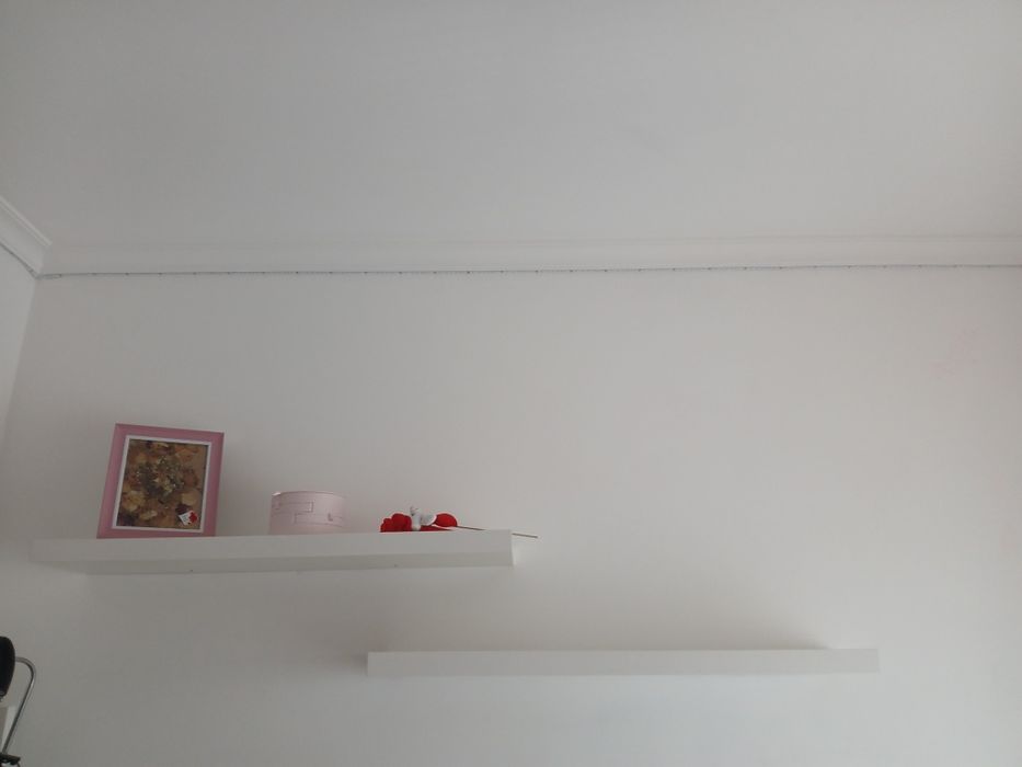 2 prateleiras brancas ikea
