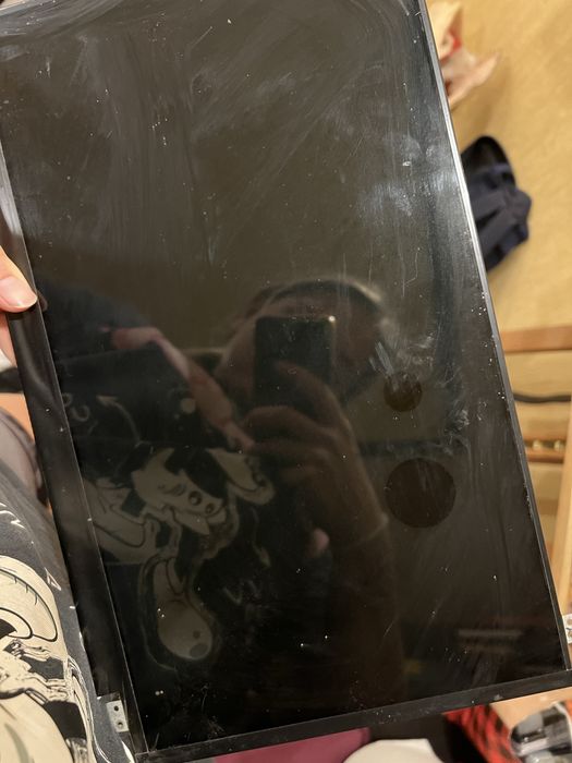 Плата для екрану ноутбука з дефектом