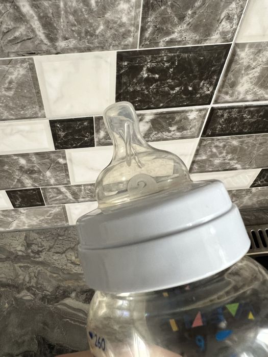 Пляшечка і соски