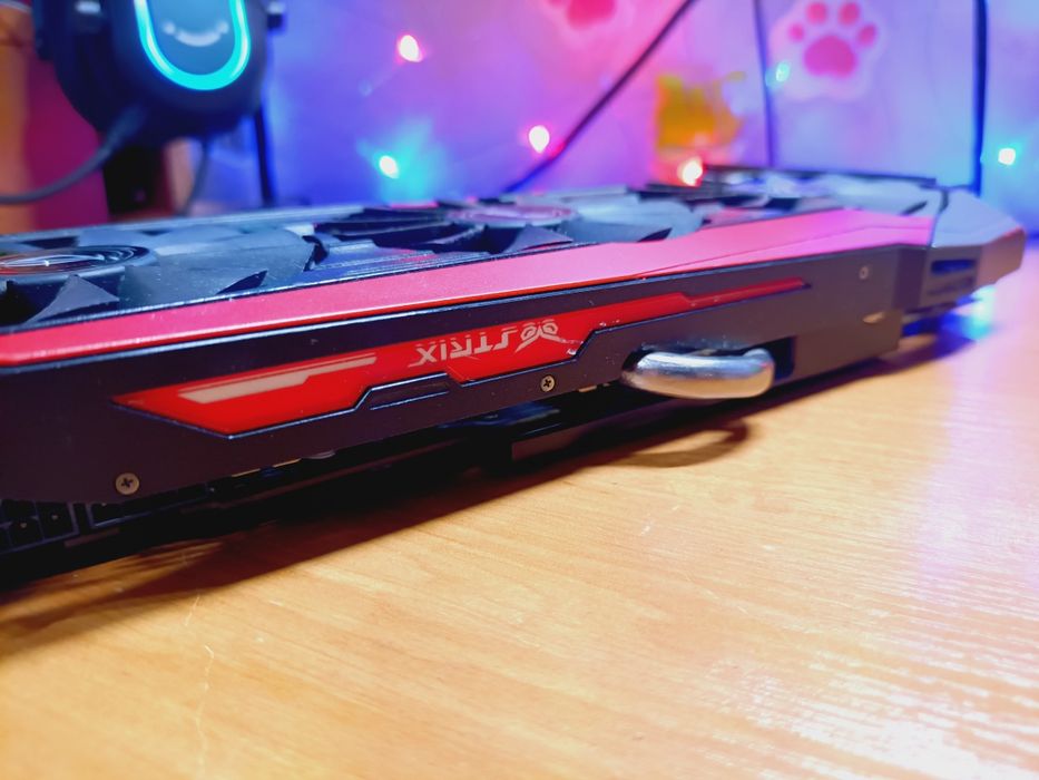 Видеокарта R9 390 ASUS (под ремонт)