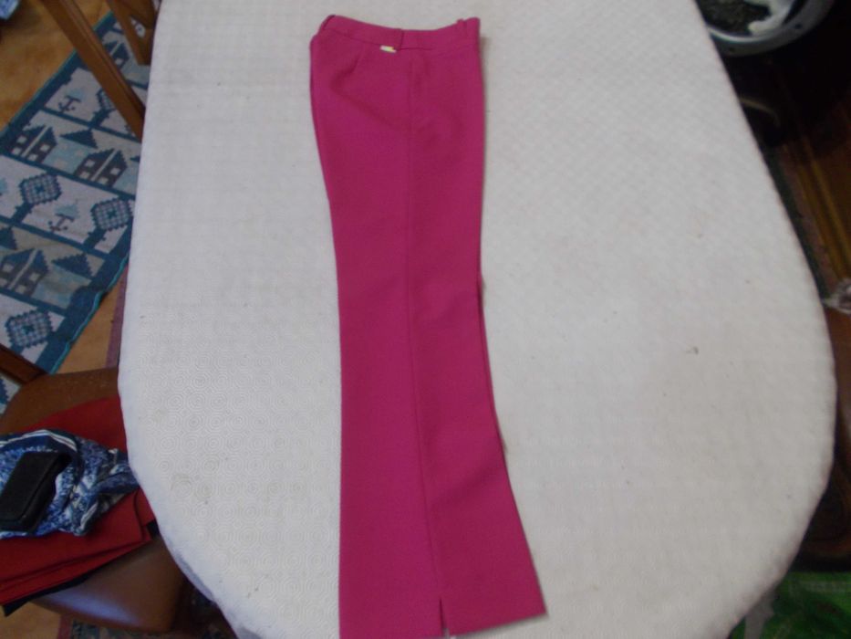 calças de cor  cor de rosa