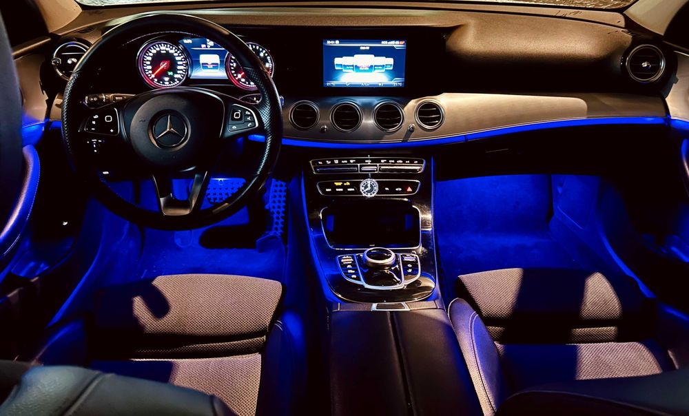 Mercedes E 220 carrinha 194cv caixa 9