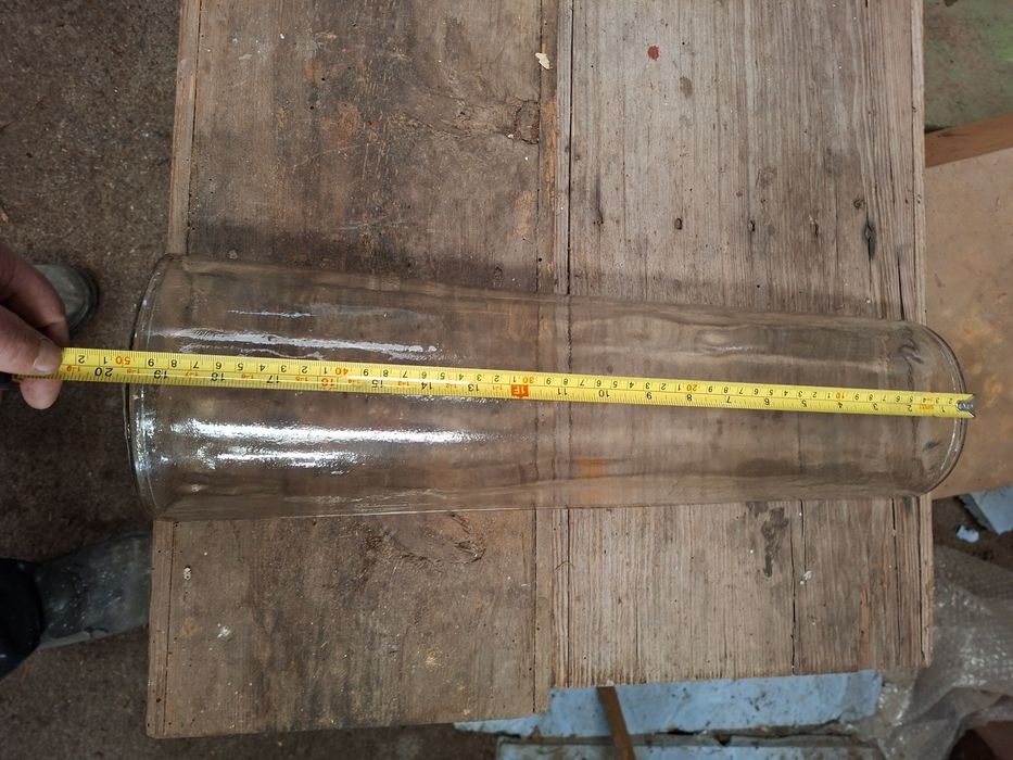 Telhas em vidro de um canal