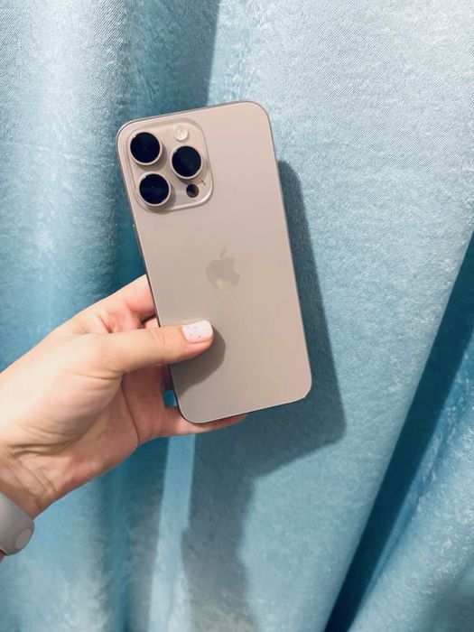 Iphone 15 pro max 256gb, natural titanium