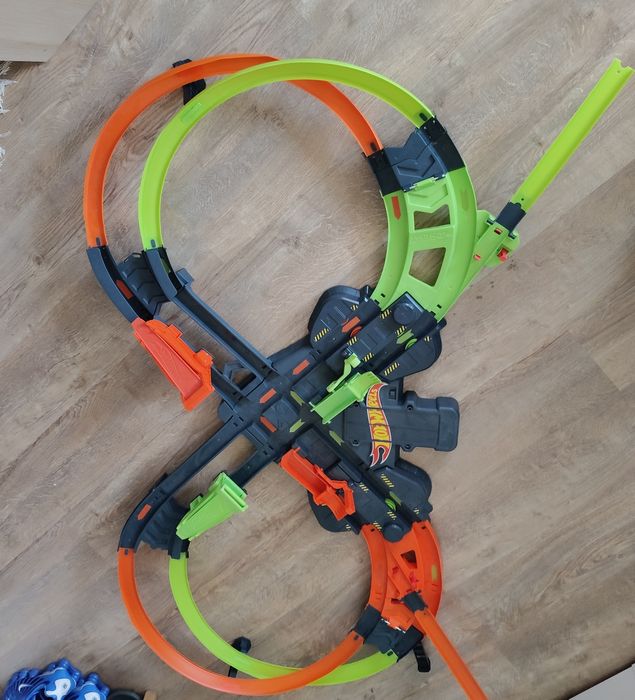 Tor Hot Wheels Kolosalna Kraksa (GFH87).