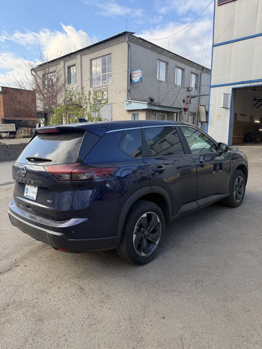 Nissan Rogue SV 24p