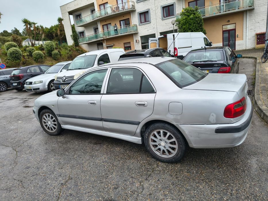 Mitsubishi carisma