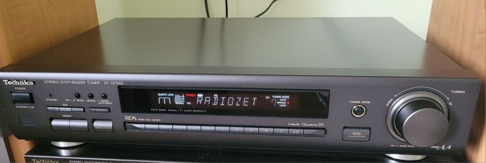 Tuner Technics ST-GT550 z RDSem
