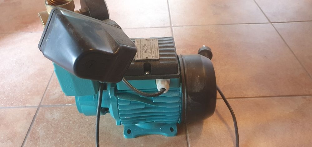 Pompa hydrofor wz750
