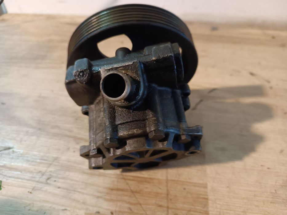 BOMBA DE DIRECÇÃO / DIREÇÃO ASSISTIDA PEUGEOT 306 / CITROEN ZX /
