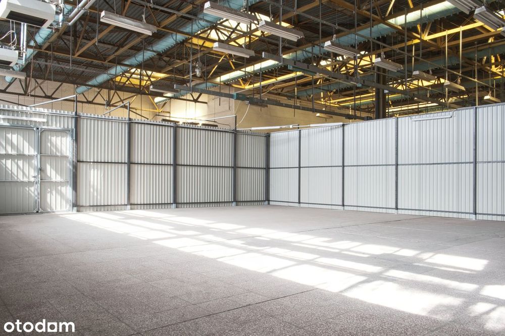 Magazyn 226 m2 z dostępem do rampy