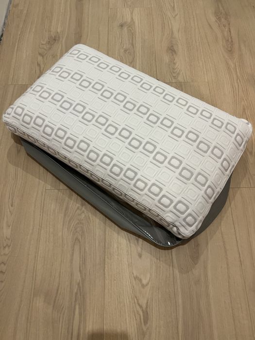 Poduszka ergonomiczna memory