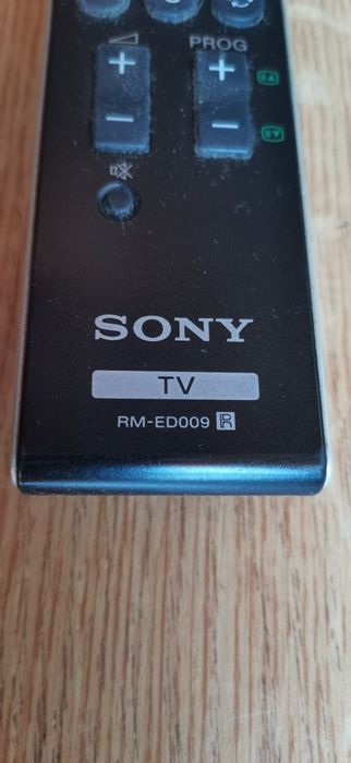 Oryginalny pilot TV Sony RM ED 009
