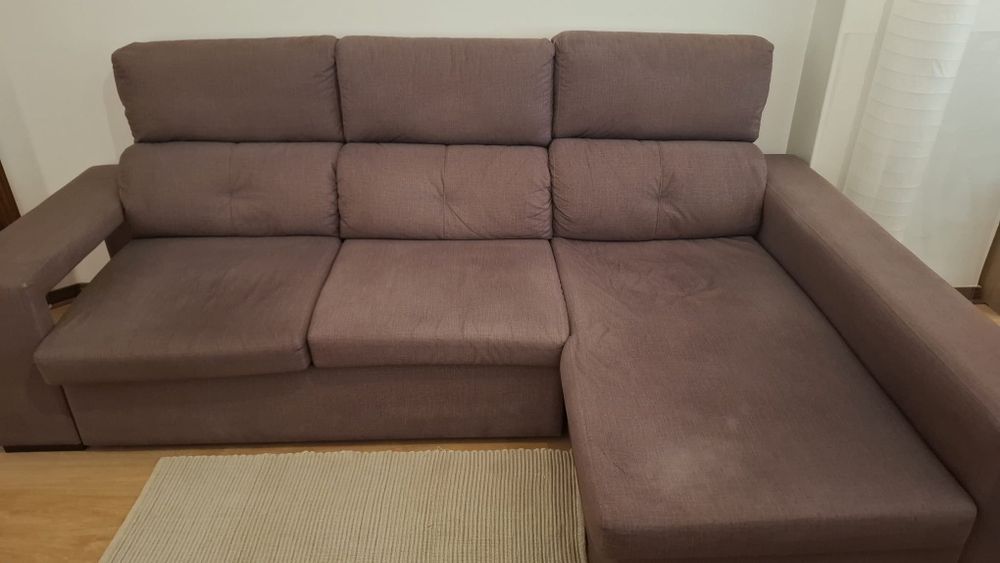 Sofá chaise- longue