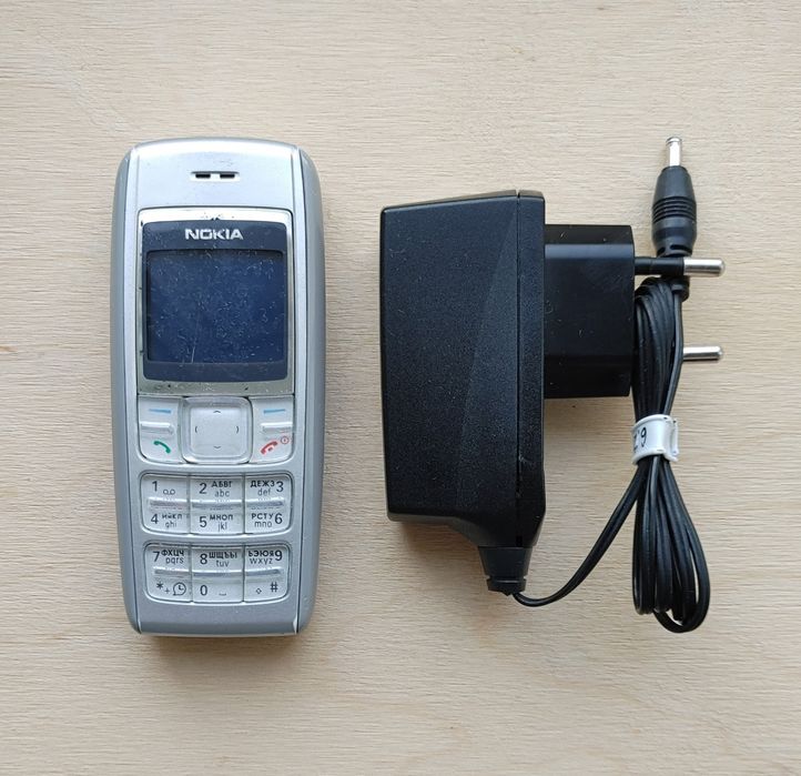 Nokia 1600 с новым аккумулятором