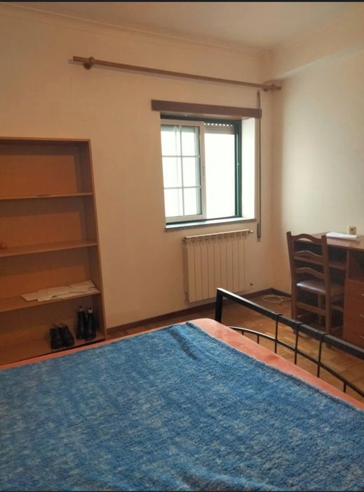 2 quartos junto polo principal da universidade