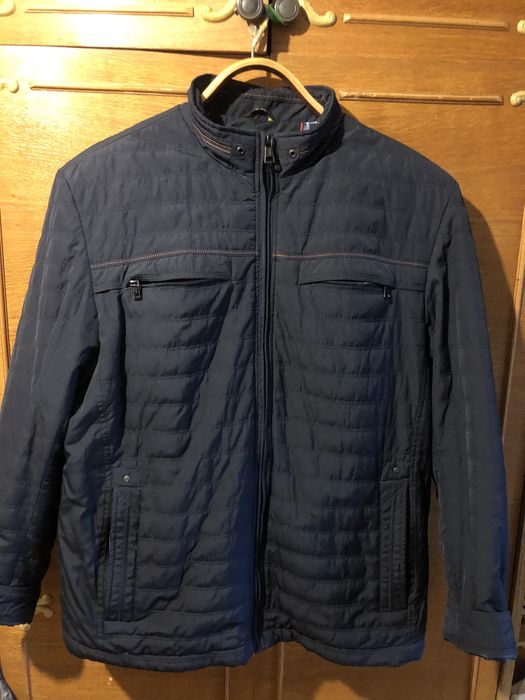 Чоловіча осіння куртка