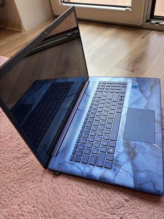 HP Laptop 17-cn2003ds