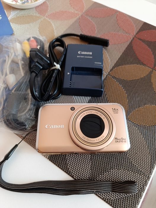 Canon PowerShot SX210 IS.