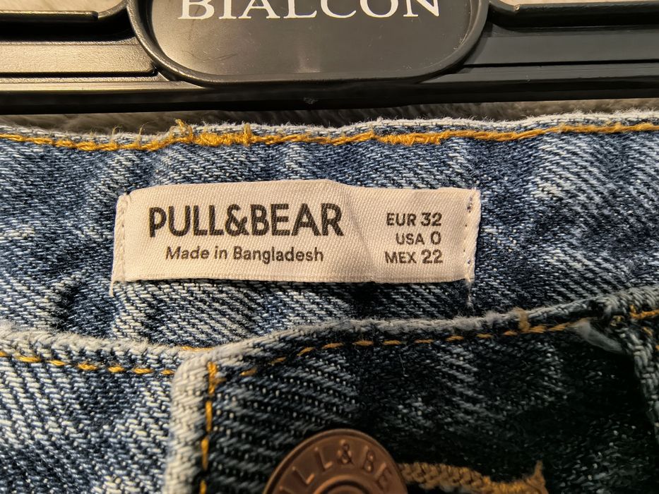 Spodnie jeansowe Pull&Bear
