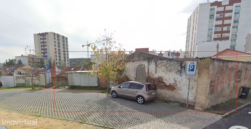 Moradia nos Olivais
