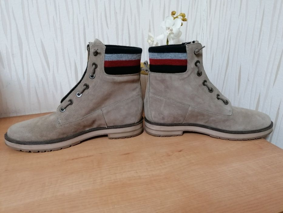 Tommy Hilfiger botki sztyblety Beżowe 40