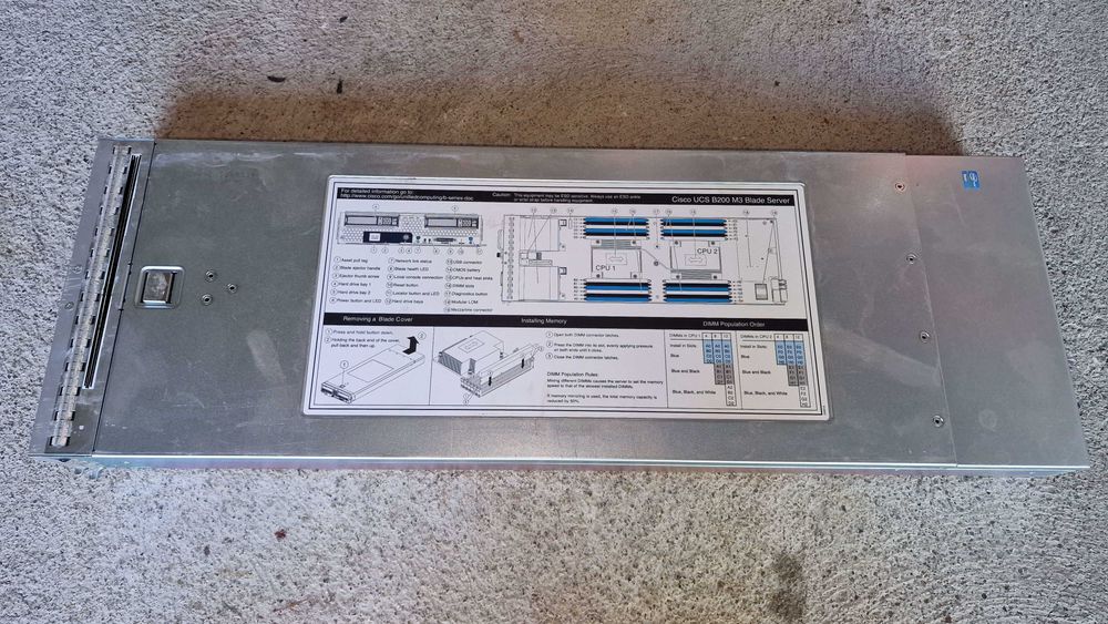 Списанные Сервера Cisco UCS B200 M3 2xE5-2680 24x16GB 12800R (384GB)