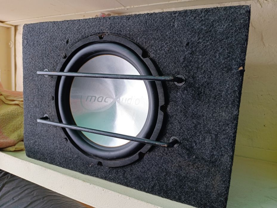 Продам Сабвуфер !!