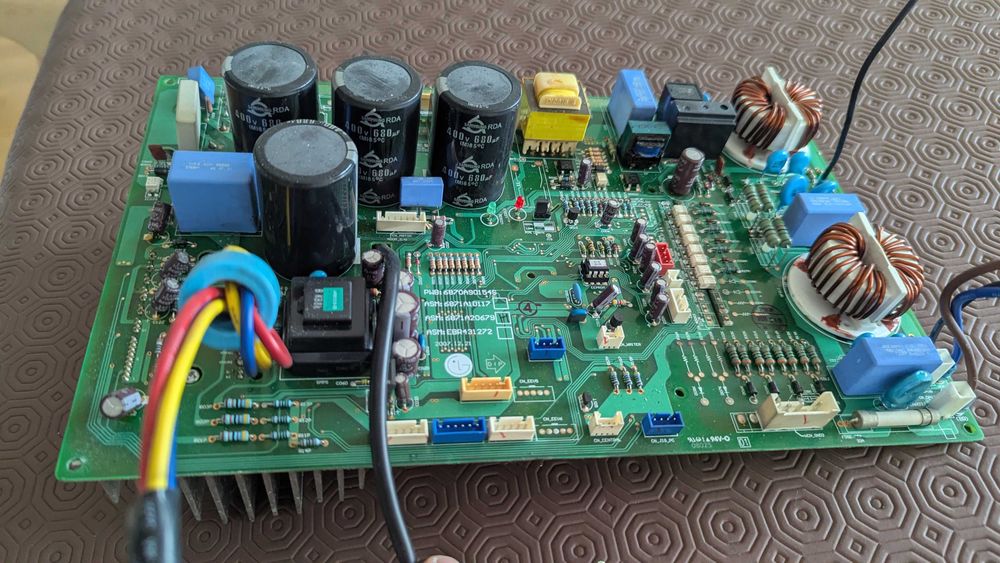 Vendo placa electrónica para Ar condicionado -  LG modelo FM25AH