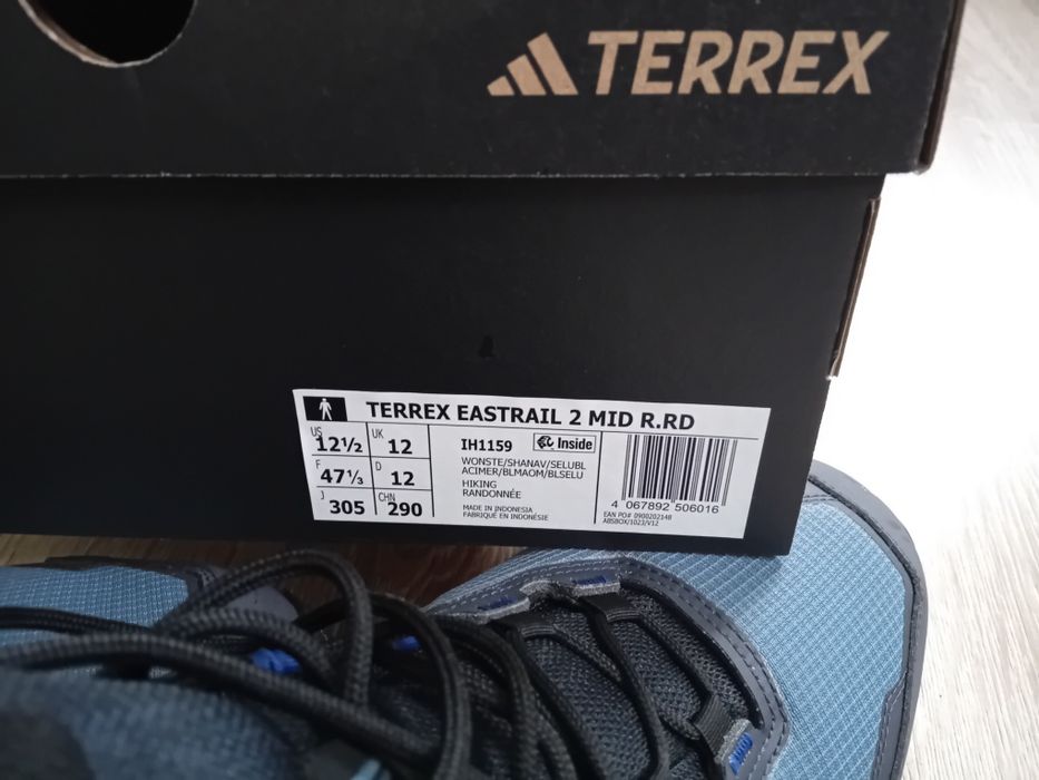 buty adidas Trekkingi Eastrail 2.0 Mid RAIN.RDY  Granatowy