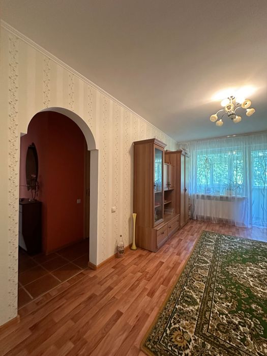 Чотирикімнатна квартира район Варуса та АТБ