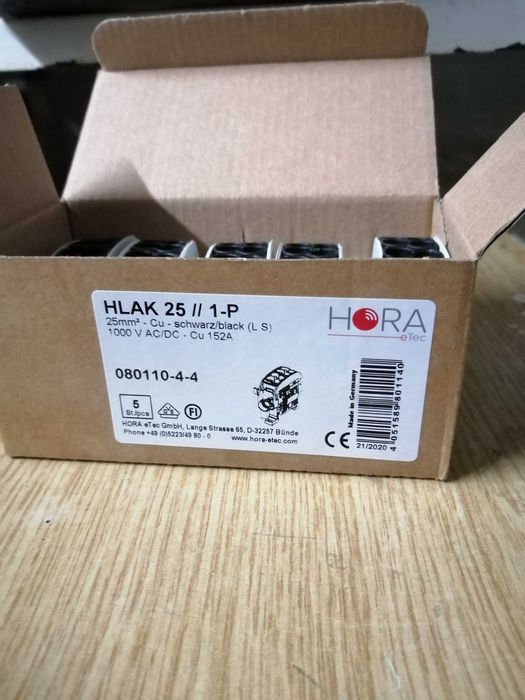 Zacisk przewodu głównego Hlak 25 czarny,niebieski