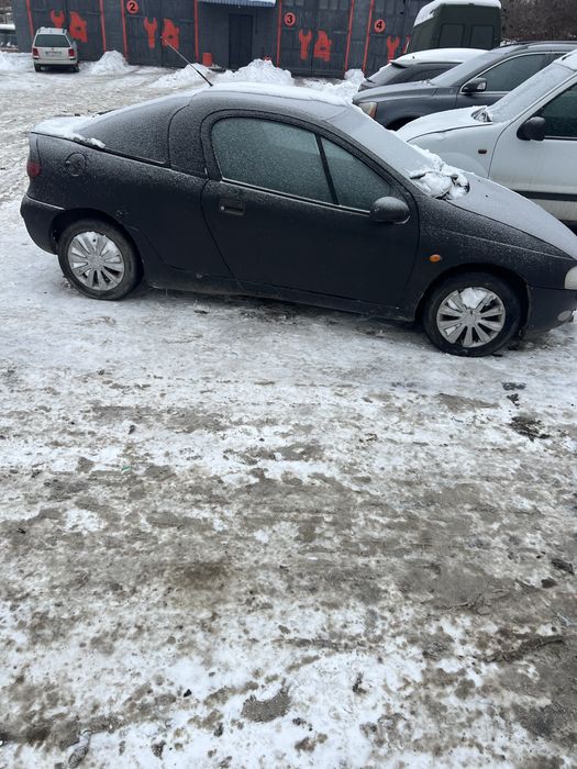 Опель тігра 95 року