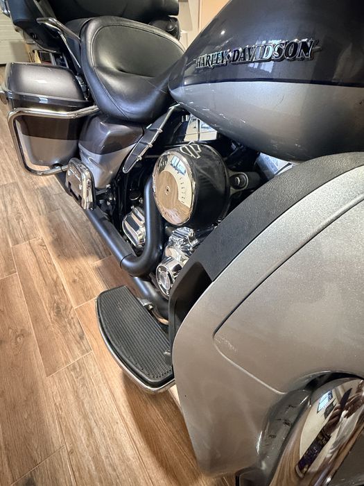 Harley Davidson Ultra glide 103