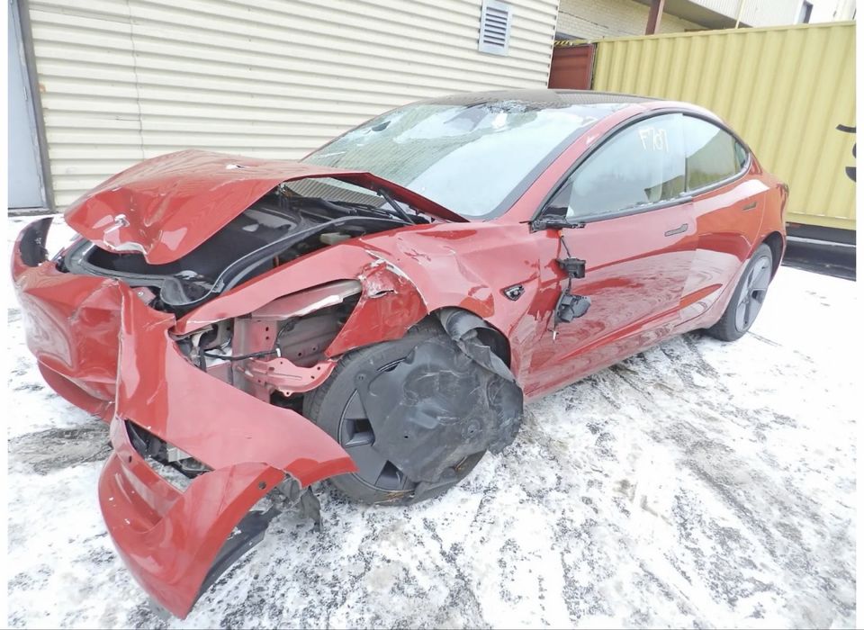 Tesla model 3 2022 60 kwt RWD запчастини разборка