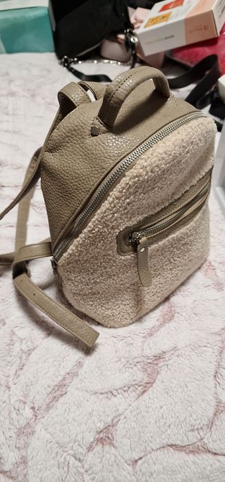 Mochila + porta moedas