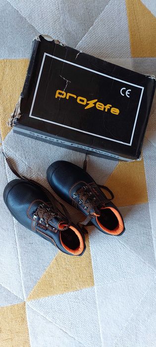 Calçado  de protecção  T.38