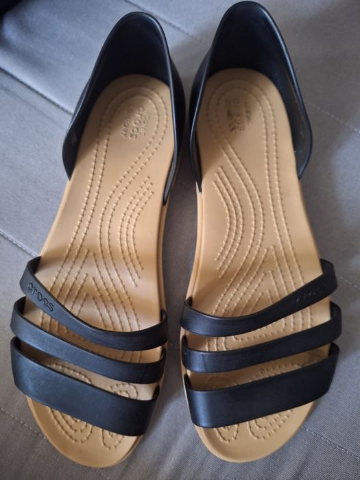 Crocs Tulum Open Flat. 39/40.     W 9