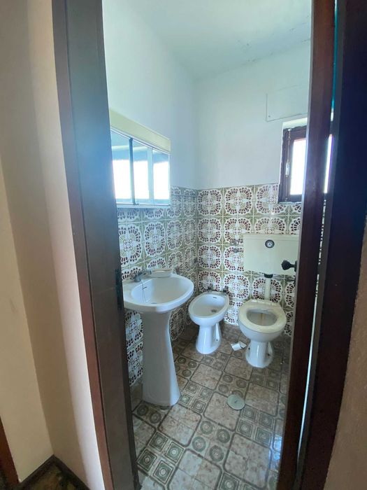 Moradia em Vale de Azares - Celorico da Beira