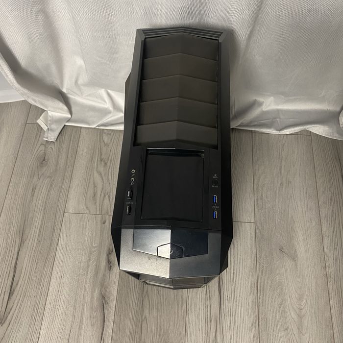 Продам комп'ютер для роботи та легких ігор — готовий до використання!