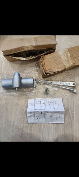 Дверной доводчик новый японский 1.000 ГРН