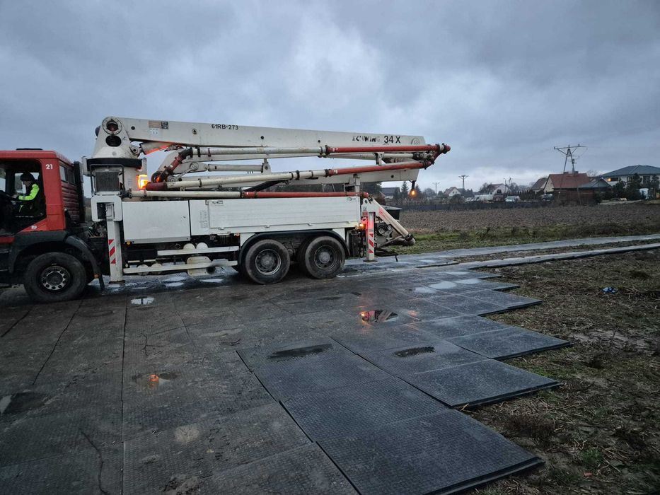 Płyty drogowe, maty drogowe, drogi i chodniki tymczasowe.
