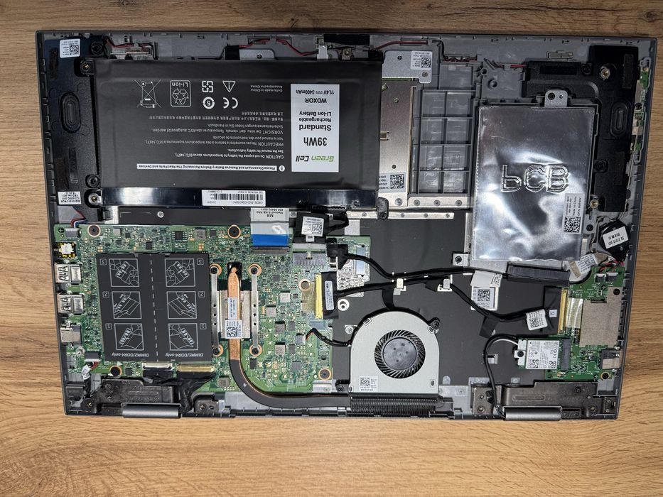 Laptop DELL  INSPIRON P58F dotykowy